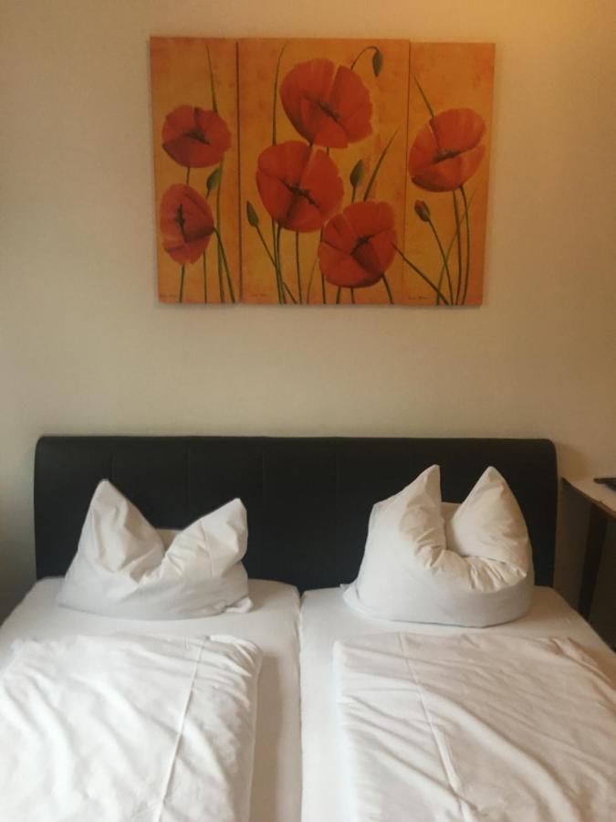 Hotel Zum Taunus Eppstein Extérieur photo